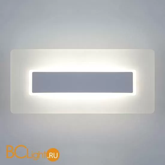 Настенно-потолочный светильник Eurosvet Square 40132/1 LED белый 12W