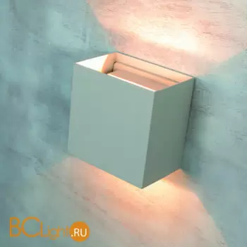 Уличный настенный светильник Mantra Davos 7435 - Фото 1