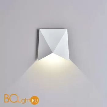 Настенный светильник Mantra Triax 6526