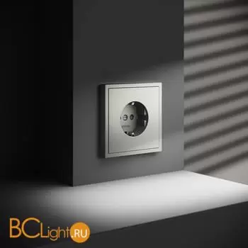 Розетка встраиваемая VOLTUM S70 с заземлением и защитными шторками, 16А, (сталь) VLS040205 - Фото 1