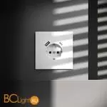 Розетка встраиваемая VOLTUM S70 с заземлением и защитными шторками, 16А, с USB, A+С, (белый матовый) VLS040502 - Фото 0