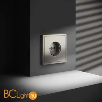 Розетка встраиваемая VOLTUM S70 с заземлением и защитными шторками, 16А, (шелк) VLS040204 - Фото 4