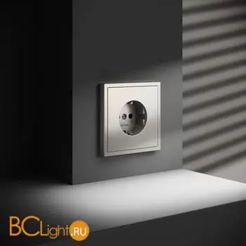 Розетка встраиваемая VOLTUM S70 с заземлением 16А, (шелк) VLS040104 - Фото 1