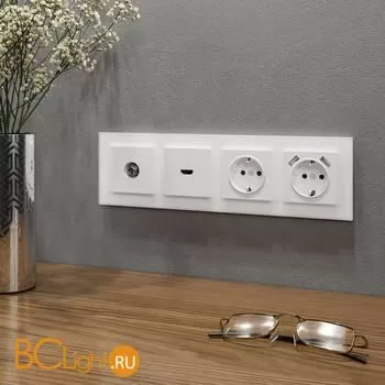 Рамка на 4 поста (белый матовый) Werkel Favorit W0041105 a051288 - Фото 0