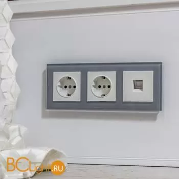 Рамка на 3 поста (серый,стекло) Werkel Favorit W0031115 a050963 - Фото 1