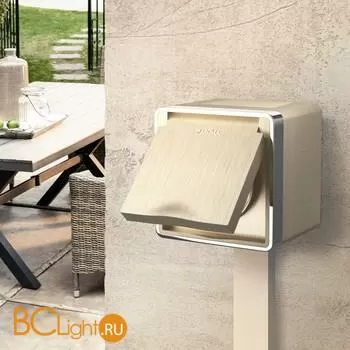 Розетка влагозащ. с зазем. с защит. крышкой и шторками (шампань рифленый) Werkel Gallant W5071210 a051048 - Фото 0