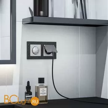 Розетка влагозащ. с зазем. с защит. крышкой и шторками (серебряный) Werkel W1271206 a052077 - Фото 0