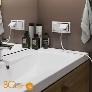 Розетка влагозащ. с зазем. с защит. крышкой и шторками (белая) Werkel W1171201 a051120 - Фото 0