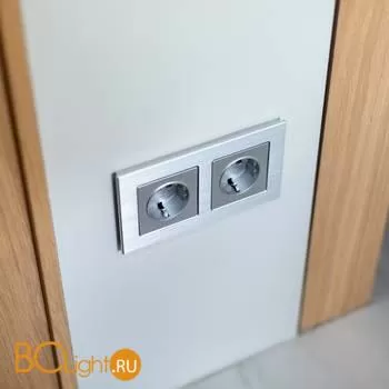 Розетка с заземлением (cеребряный рифленый) Werkel W1171009 a051368 - Фото 11