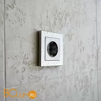 Розетка с заземлением (cеребряный рифленый) Werkel W1171009 a051368 - Фото 6