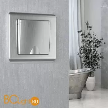 Розетка влагозащ. с зазем. с защит. крышкой и шторками (cеребряный рифленый) Werkel W1171209 a051366 - Фото 0