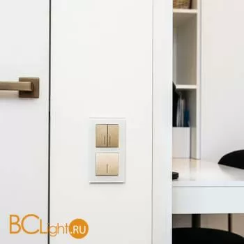 Выключатель двухклавишный проходной с подсветкой (шампань рифленый) Werkel W1122110 a051418 - Фото 3